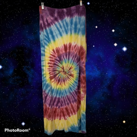 Bear Dance Dresses & Skirts - EUC Tie Dye Maxi Skirt 100% Soft Cotton!